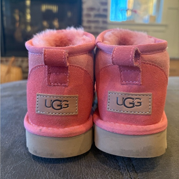 Pink Ultra Mini Uggs - Picture 1 of 6